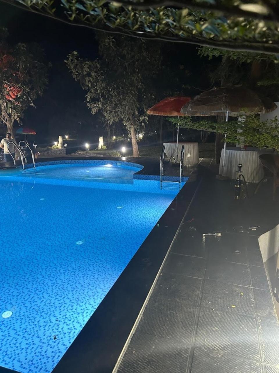 Grand Celebration Resort Neral Bagian luar foto