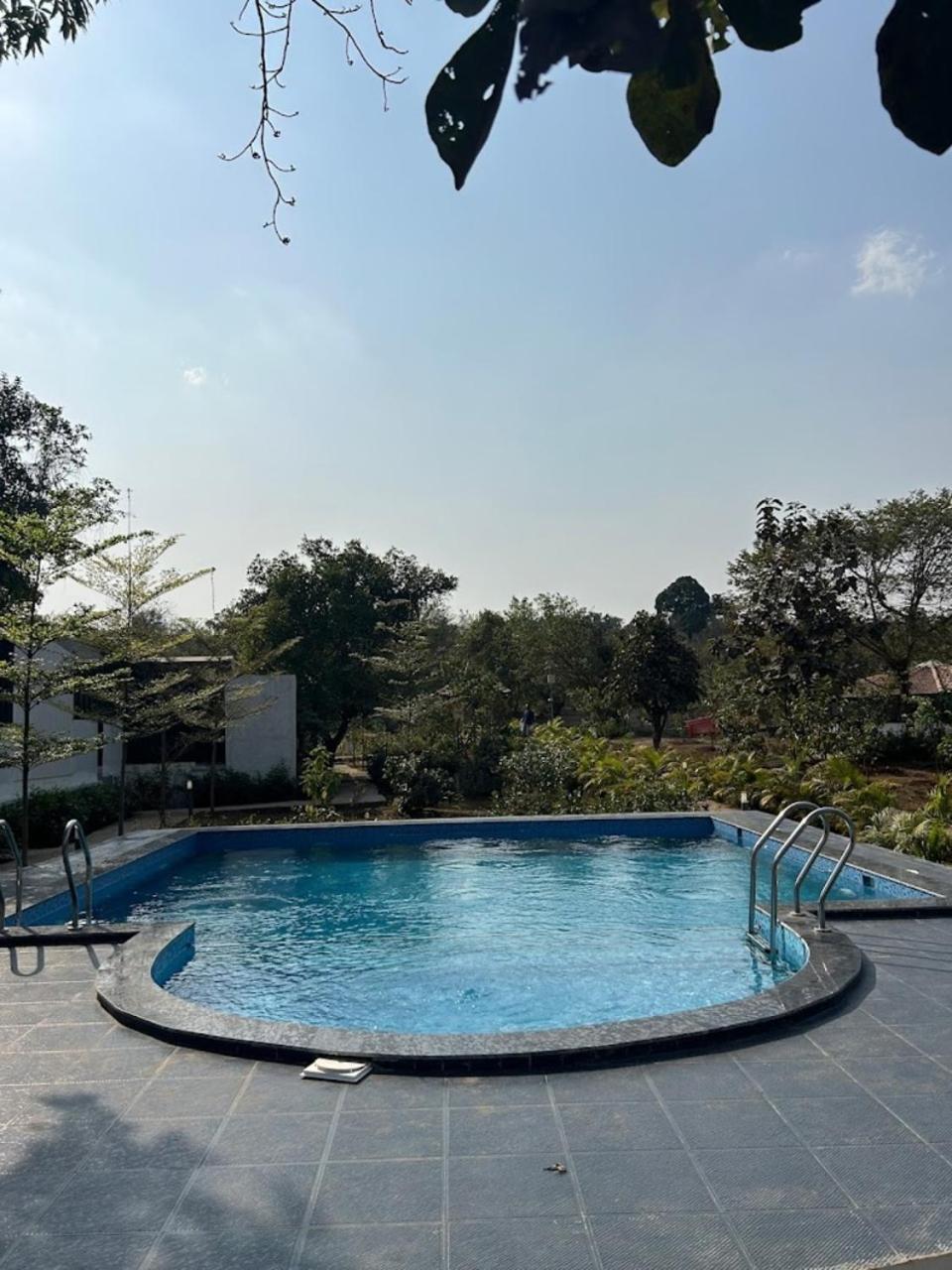 Grand Celebration Resort Neral Bagian luar foto